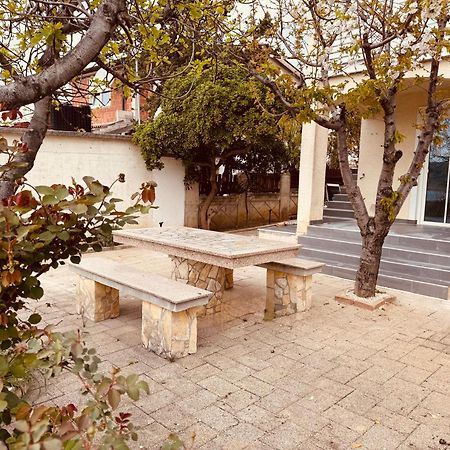 Casa Mare Rtina Garten Zwei Baeder Eg Exteriér fotografie