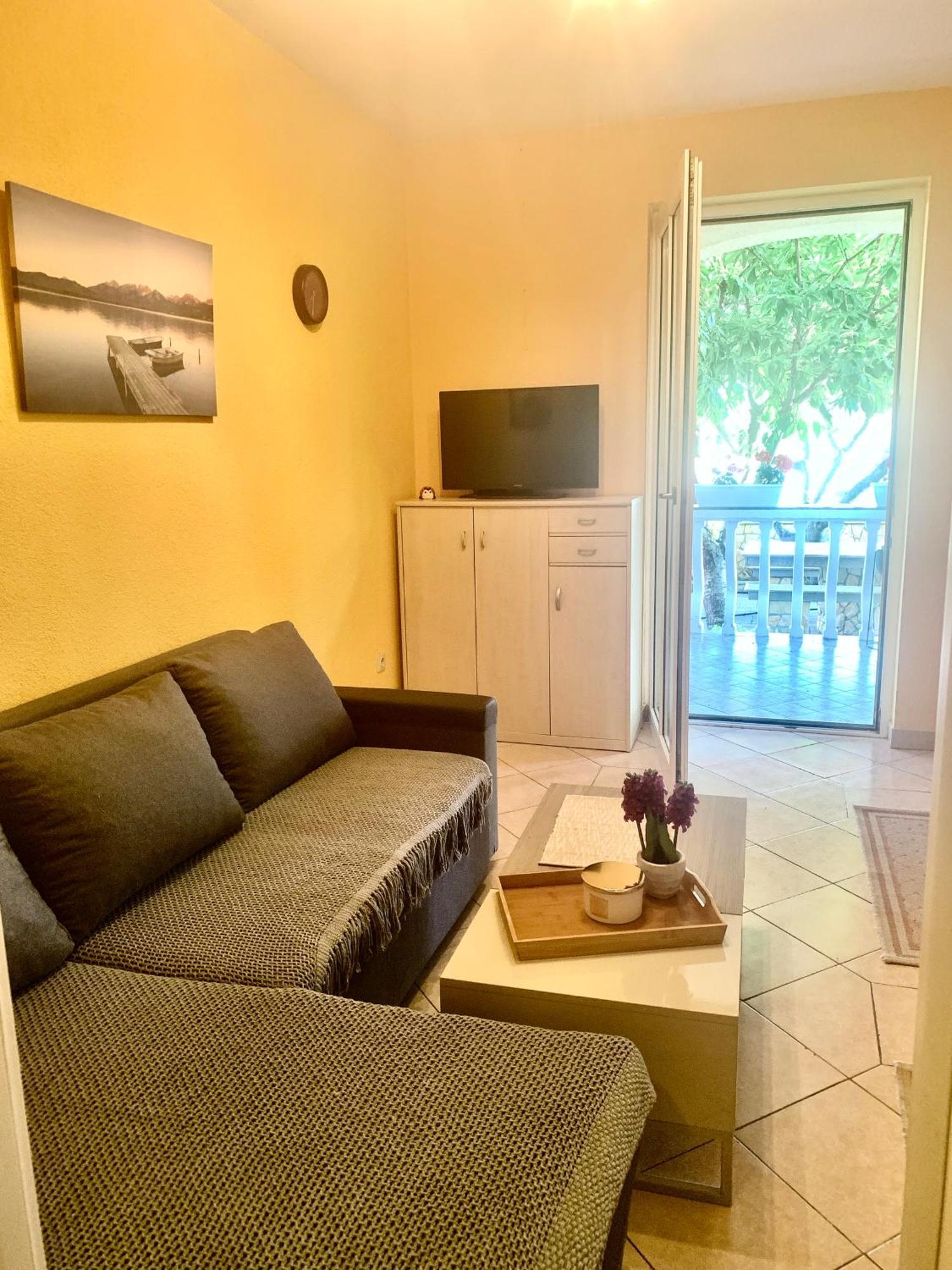 Casa Mare Rtina Garten Zwei Baeder Eg Exteriér fotografie